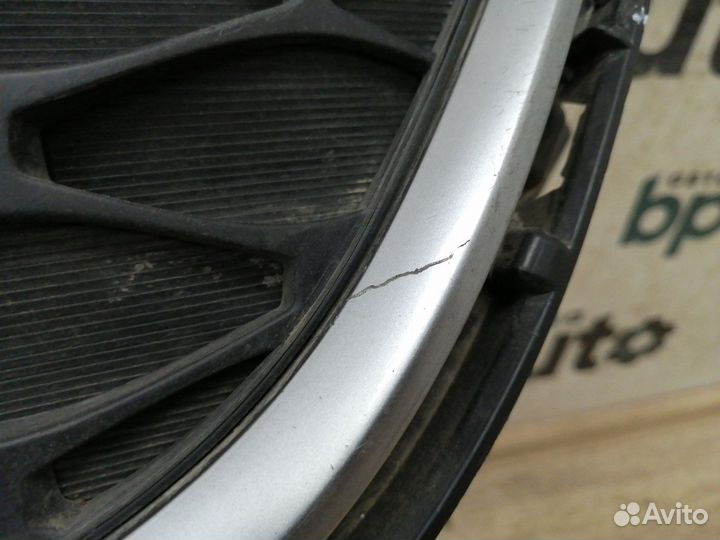 Решетка переднего бампера EH45-501T1 Mazda CX-7 I