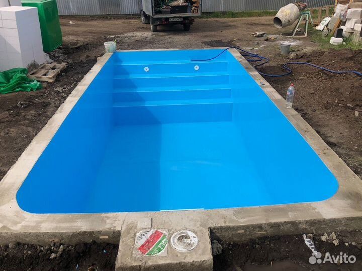Бассейн чаша с лестницей 4м*3м*1,5м