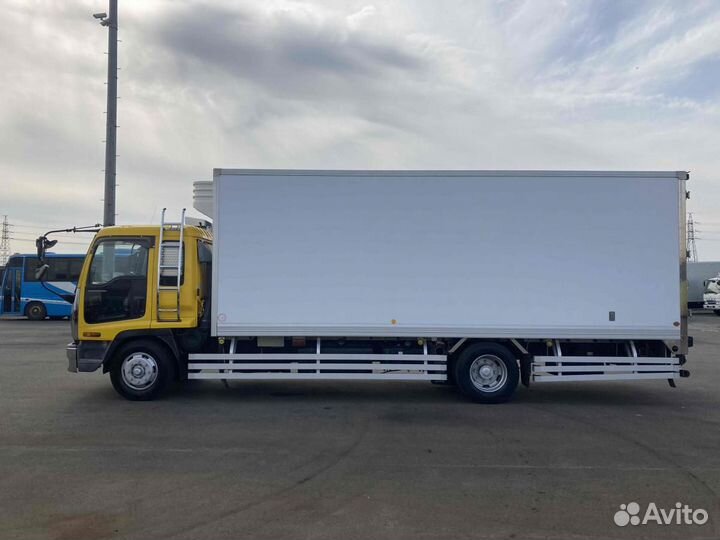 Isuzu Forward (F-Series), 2005