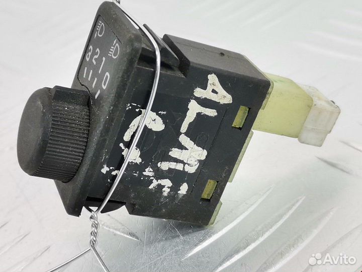 Корректор фар Nissan Almera N16 рест. 2004