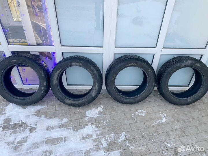 Tigar Ice 215/60 R17