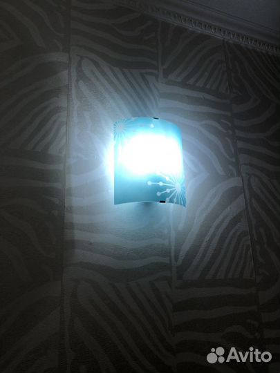 Настенный светильник бра