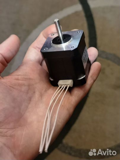 Шаговые двигатели Hanpose 17HS8401S