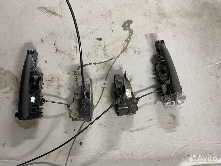 Замок передней двери Renault Megane II (2002–2006)