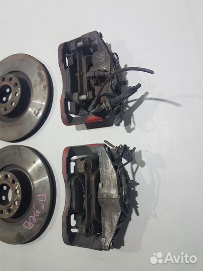 Комплект передних тормозов 320мм Ауди А8