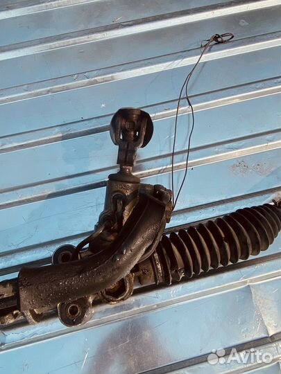 Рулевая рейка toyota mark 2 100