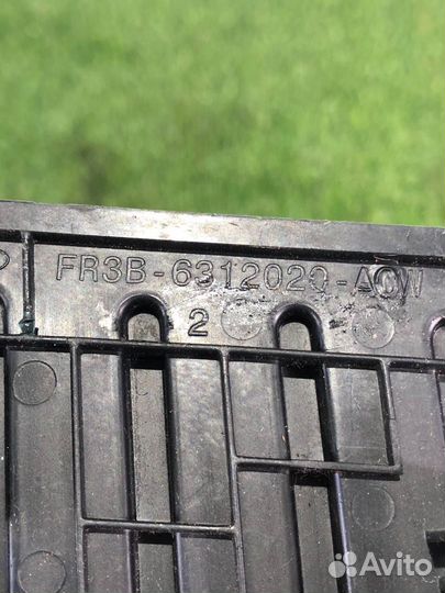 Опорная площадка для ноги Ford Mustang