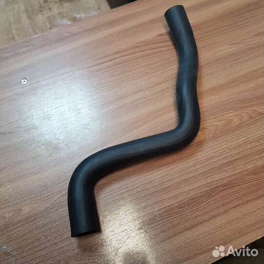 Патрубок радиатора верхний Ford Focus 2 1.8/2.0