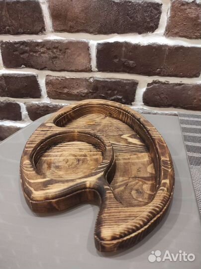 Салфетница из дерева