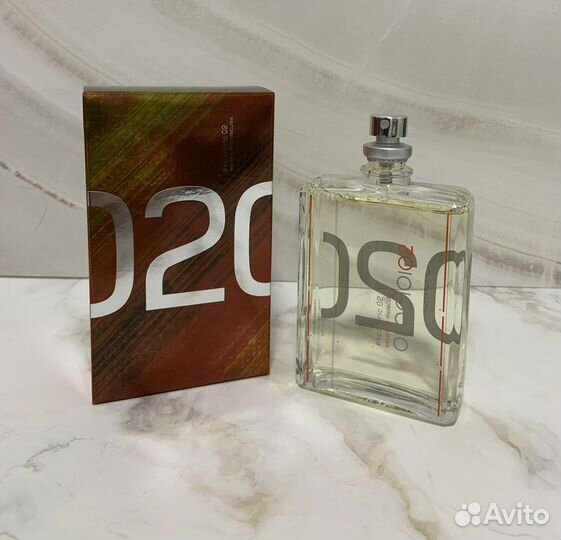 Escentric 02 Escentric Molecules