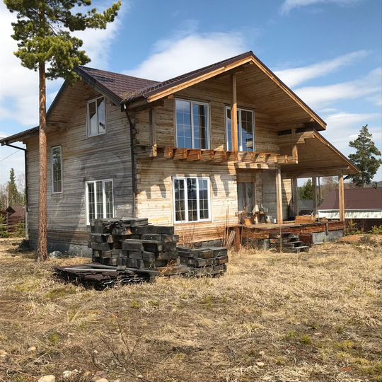 Дом 185 м² на участке 19 сот.