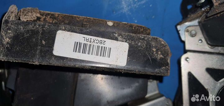 Киа Рио 2 замок двери