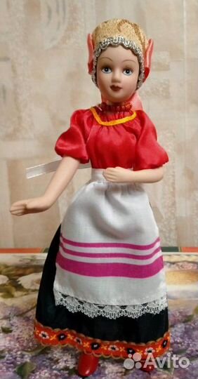 Фарфоровые куклы в упаковке