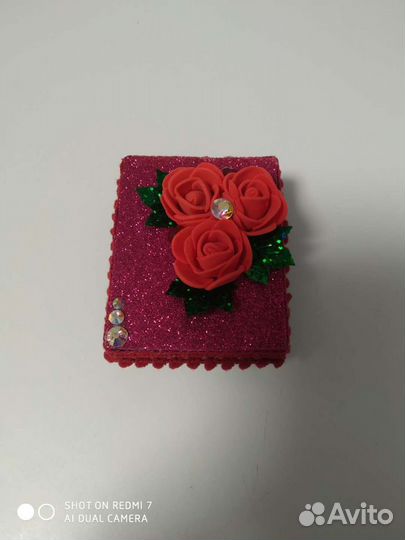 Картонные коробки для упаковки подарка