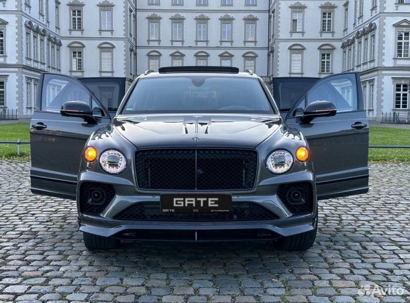 Bentley Bentayga 4.0 AT, 2024