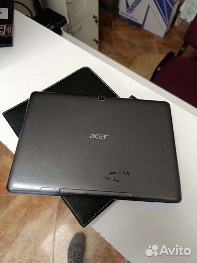 Планшет Acer Iconia Tab W500