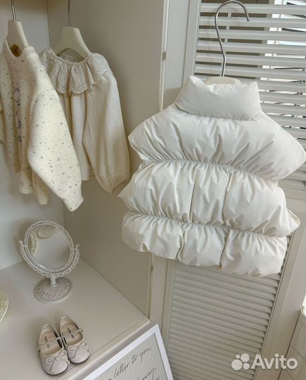 Утепленный жилет для девочки