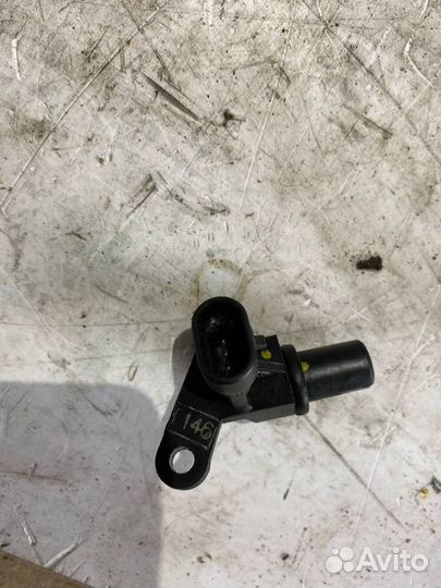 Датчик положения распредвала LADA Xray ваз 21129