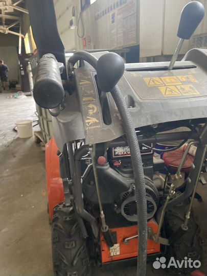 Снегоуборщик husqvarna