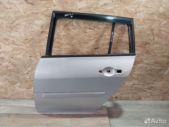 Дверь задняя Renault Megan 2 универсал