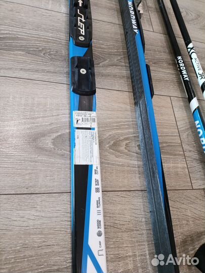 Беговые лыжи