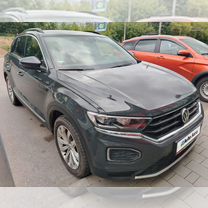 Volkswagen T-Roc 2.0 AMT, 2018, 163 000 км, с пробегом, цена 2 400 000 ру�б.