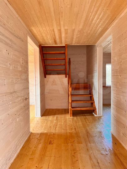 Дом 106,6 м² на участке 5,6 сот.