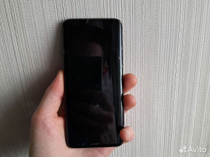 Samsung Galaxy S8, 4/64 ГБ