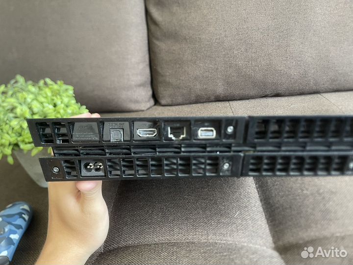 Sony PlayStation 4 Fat 500gb 2 джойстика