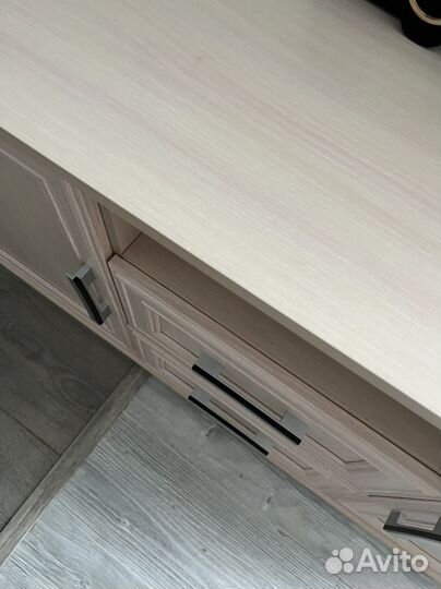 Тумба под телевизор