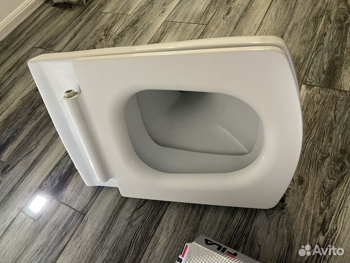 Унитаз от инсталяции б/у