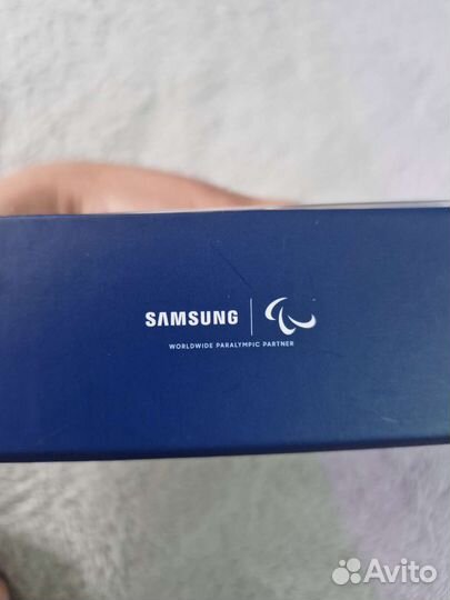 Чехол для наушников buds live / pro