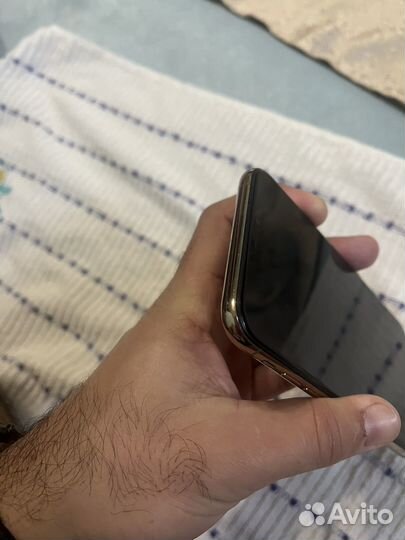 iPhone Xs, 64 ГБ