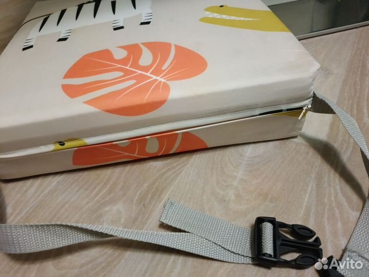 Сиденье бустер на стул