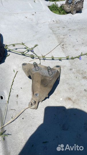 Опора кпп renault logan 2