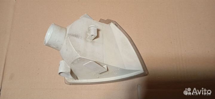 Поворотник левый Opel Vectra a 92-95гг рестайлинг