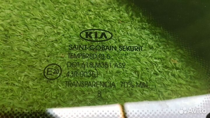 Kia Ceed ED Стекло кузовное глухое левое