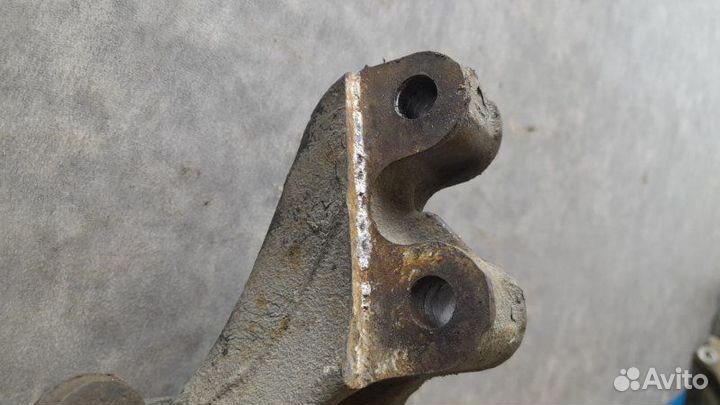 Кулак поворотный передний правый Citroen C4 2 1.6