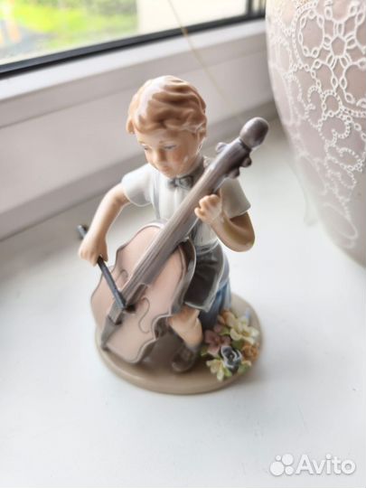 Фарфоровые статуэтки pavone