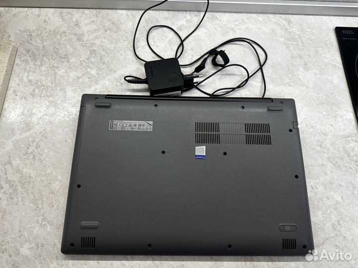 Ноутбук Lenovo ideapad 320 15ast