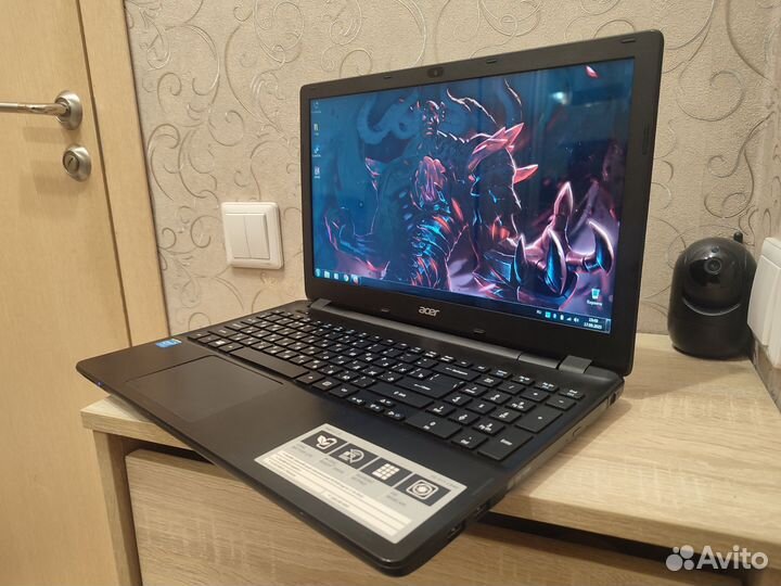 Ноутбук стильный, удобный Acer