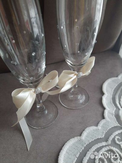 Свадебные бокалы, семейный очаг