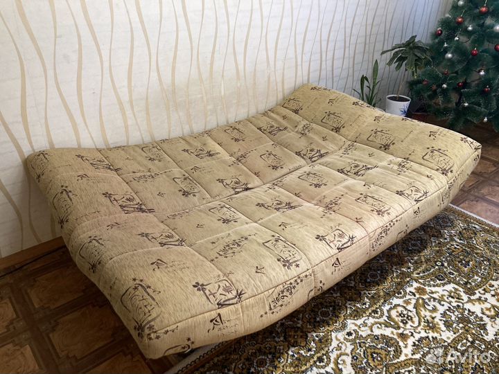 Диван раскладной б/у