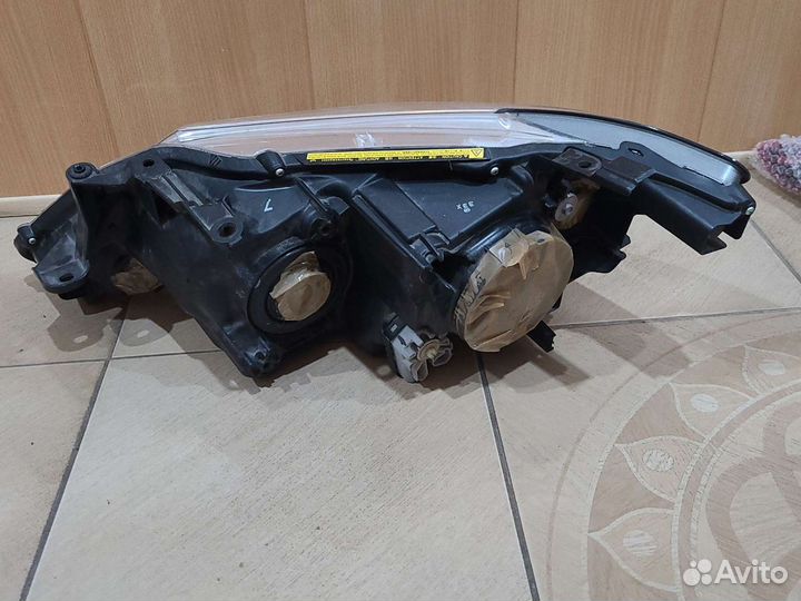 Фара передняя правая Toyota Camry V50