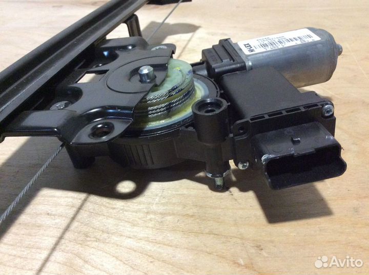 Стеклоподъемник правый Boxer Ducato Jumper 14+