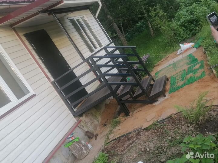 Антресольный этаж мезонин