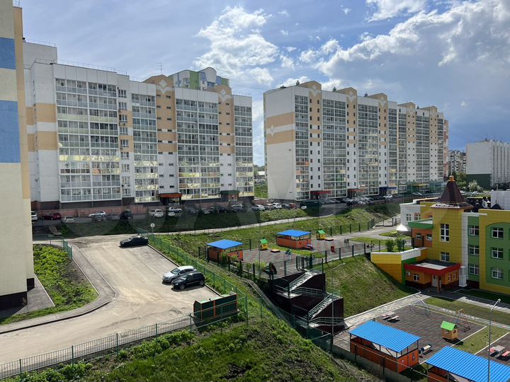 2-к. квартира, 62 м², 9/16 эт.