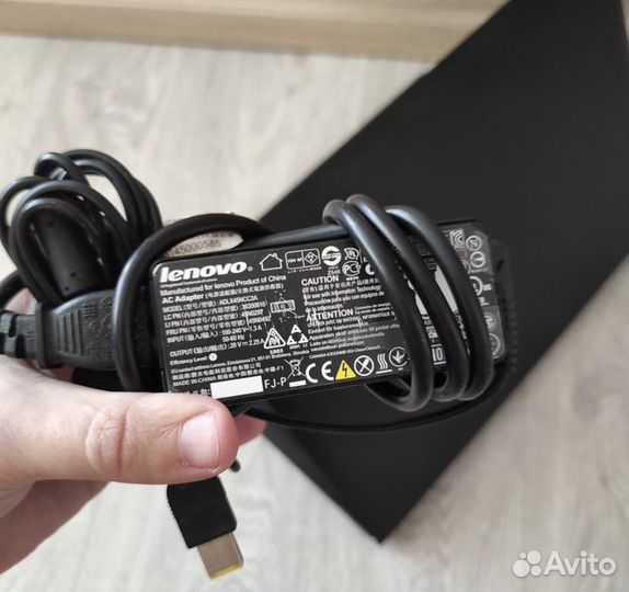 Ноутбук lenovo