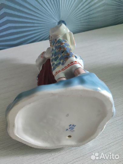 Статуэтка фарфоровая СССР - Майская ночь