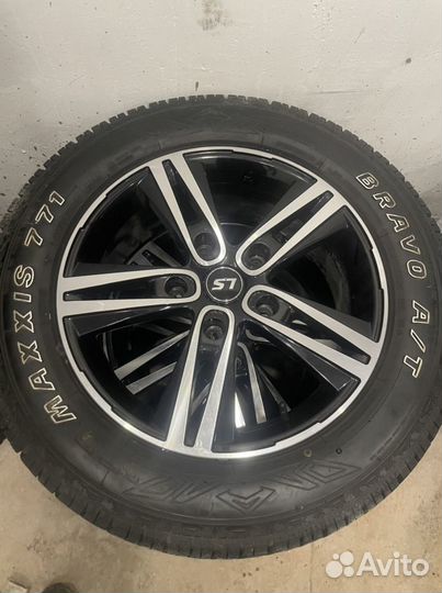 Колеса в сборе r17 летние
